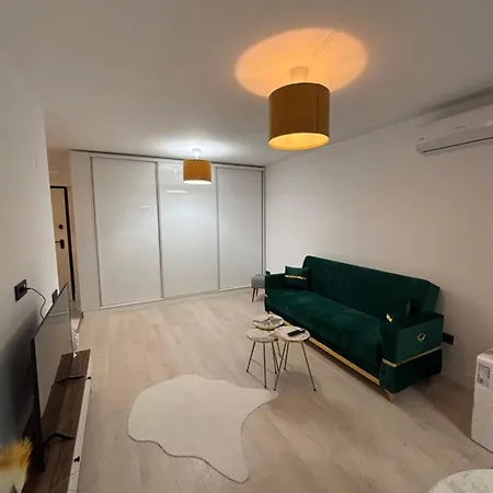 Casa Astorium Garden Apartment